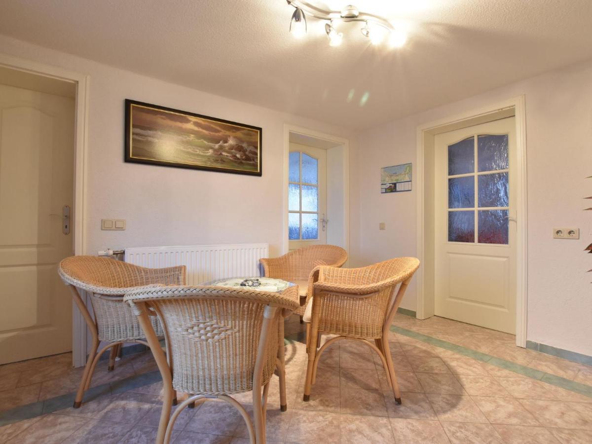 Classy Apartment In Boltenhagen With Terrace Zewnętrze zdjęcie